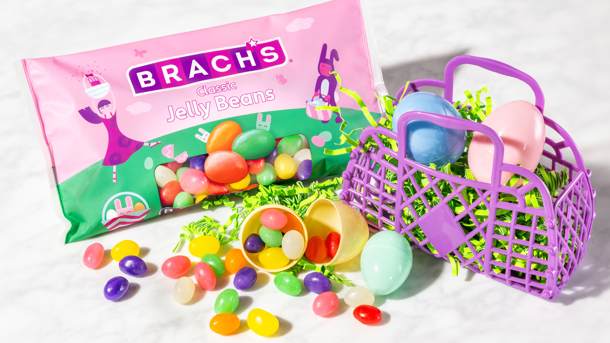 20230727_Brachs_EASTER_MACRO_HERO_0131_16x9